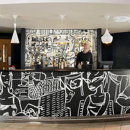 Ibis Swansea Hotel Exterior photo