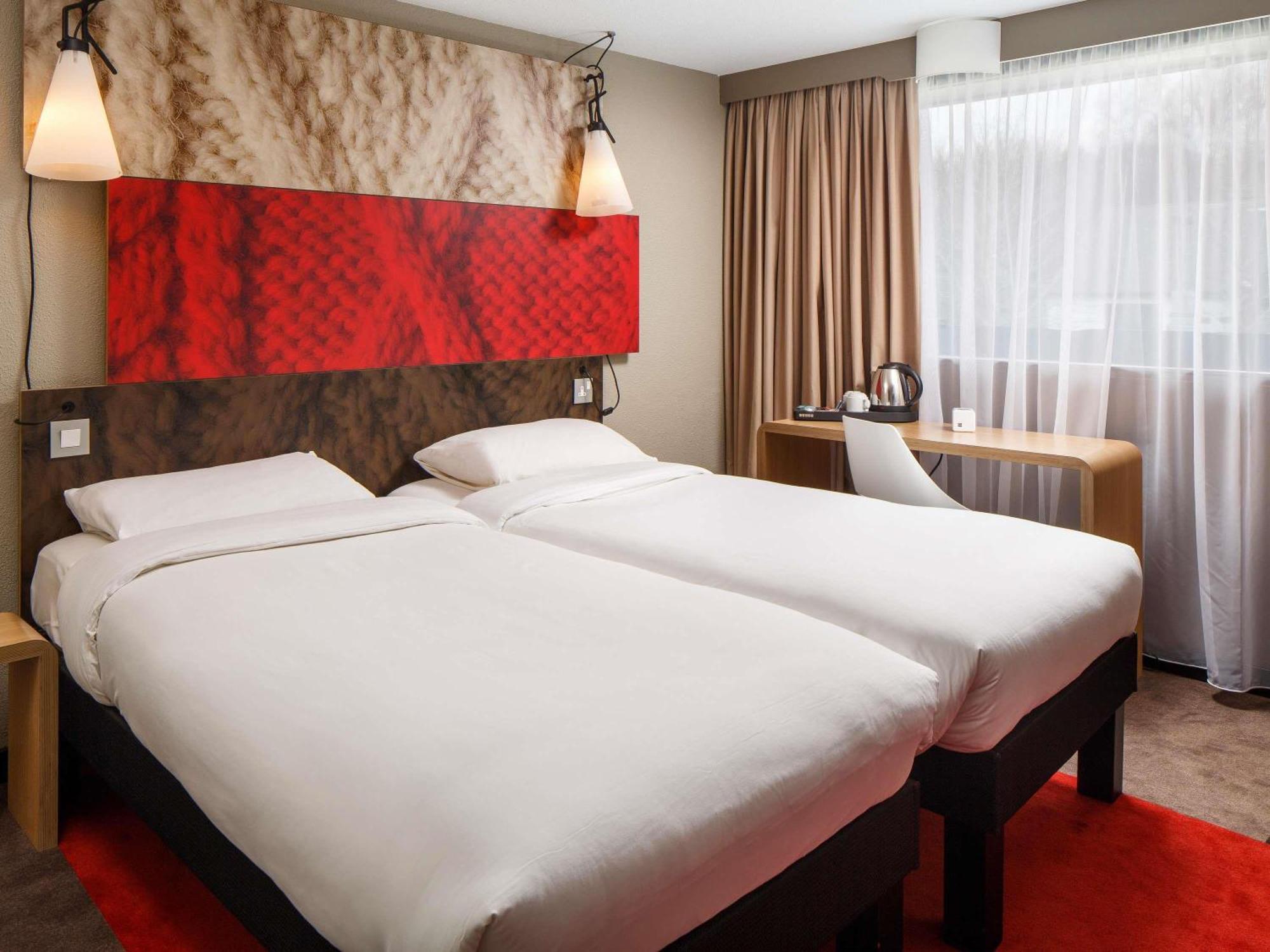 Ibis 2* Swansea